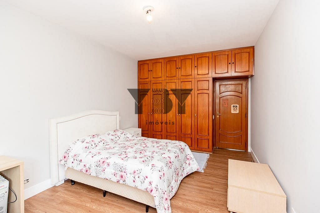Casa à venda com 4 quartos, 450m² - Foto 9