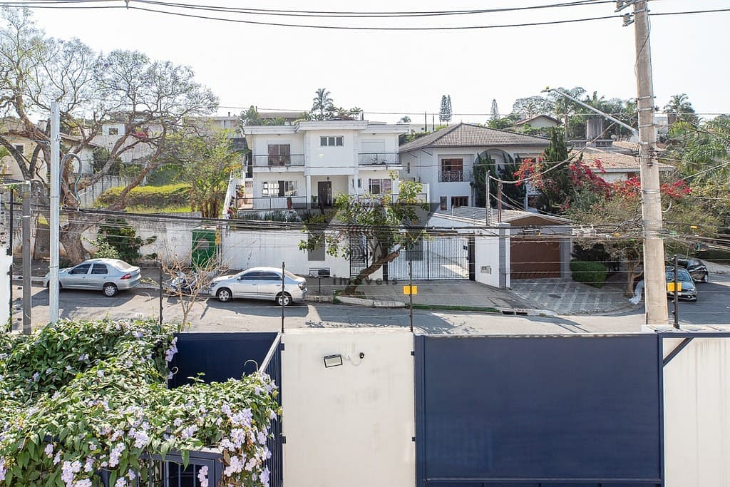 Casa à venda com 4 quartos, 450m² - Foto 12