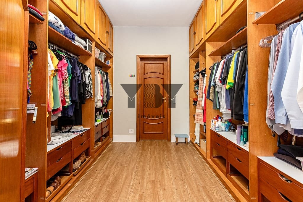 Casa à venda com 4 quartos, 450m² - Foto 16
