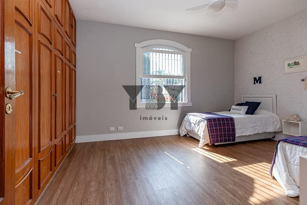Casa à venda com 4 quartos, 450m² - Foto 23
