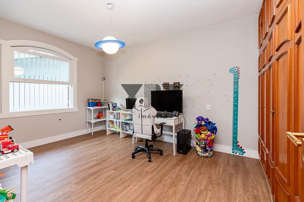 Casa à venda com 4 quartos, 450m² - Foto 27