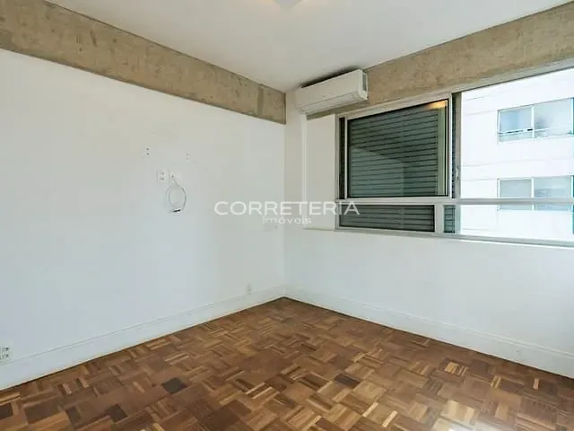 Apartamento 3 quartos e 2 banheiros, à venda, no bairro Moema em São Paulo