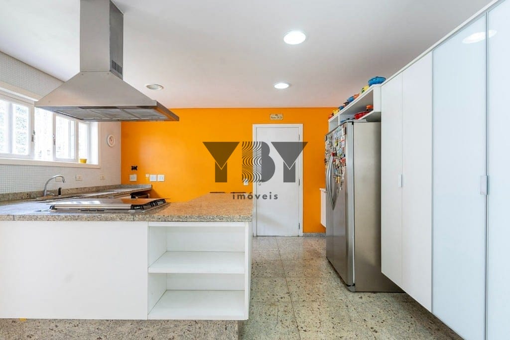 Casa à venda com 3 quartos, 500m² - Foto 7