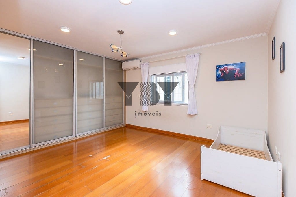 Casa à venda com 2 quartos, 136m² - Foto 13