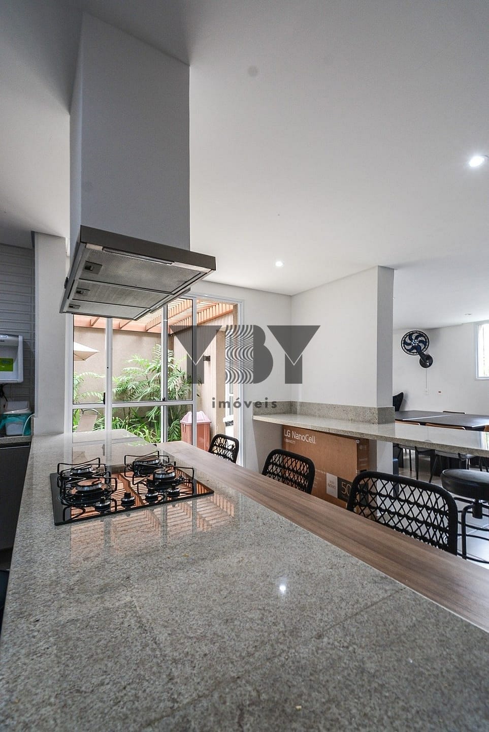 Apartamento à venda com 1 quarto, 27m² - Foto 13
