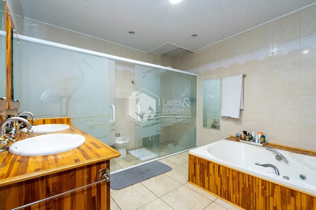 Casa à venda com 4 quartos, 509m² - Foto 4