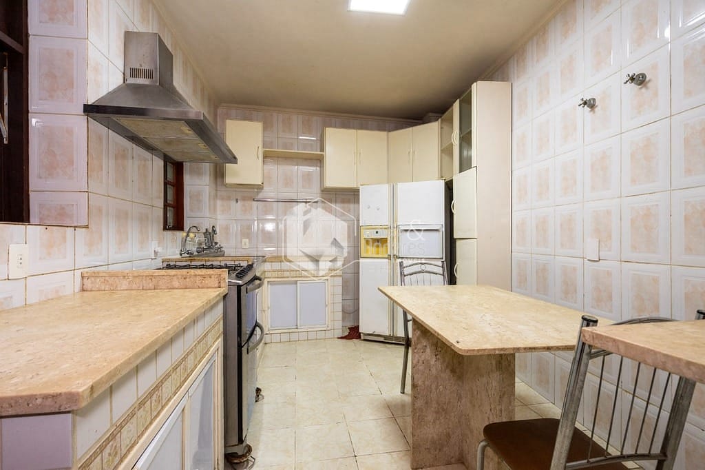 Casa à venda com 4 quartos, 509m² - Foto 2