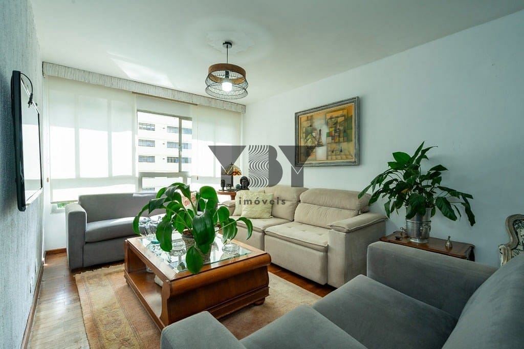 Apartamento à venda com 3 quartos, 130m² - Foto 1