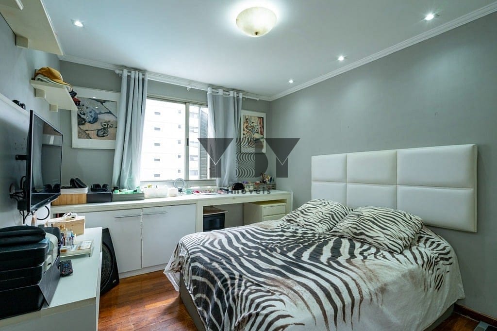 Apartamento à venda com 3 quartos, 130m² - Foto 10