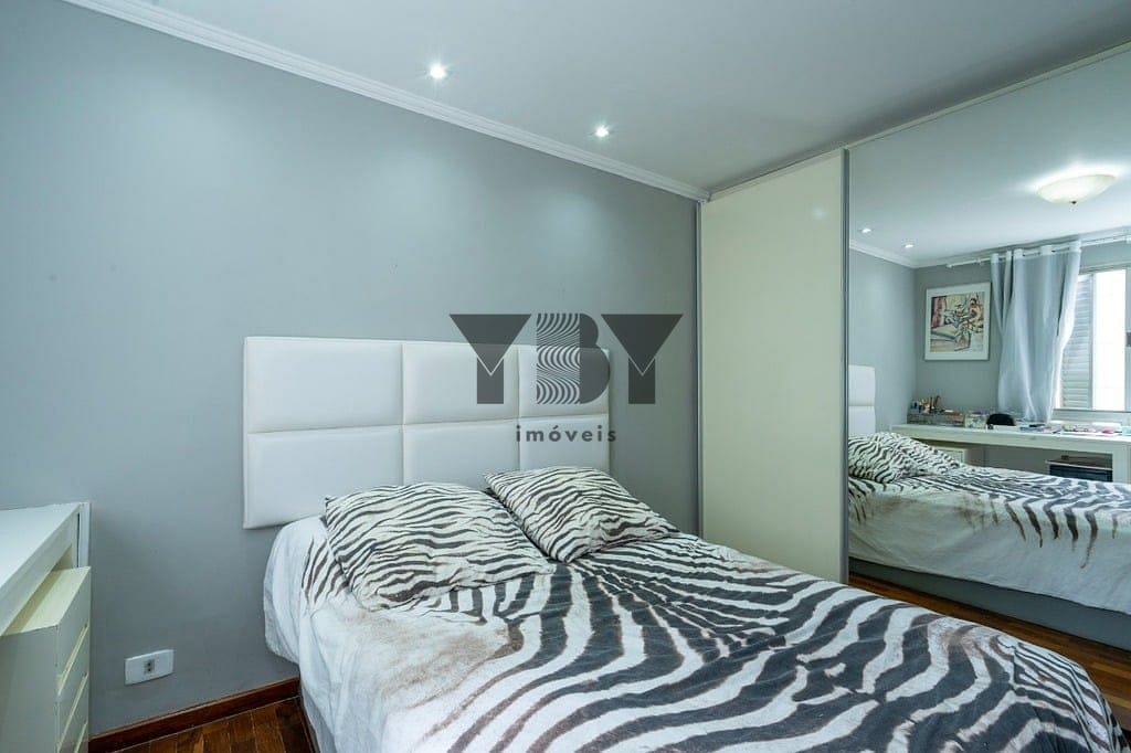 Apartamento à venda com 3 quartos, 130m² - Foto 12
