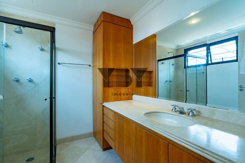 Apartamento à venda com 4 quartos, 259m² - Foto 8