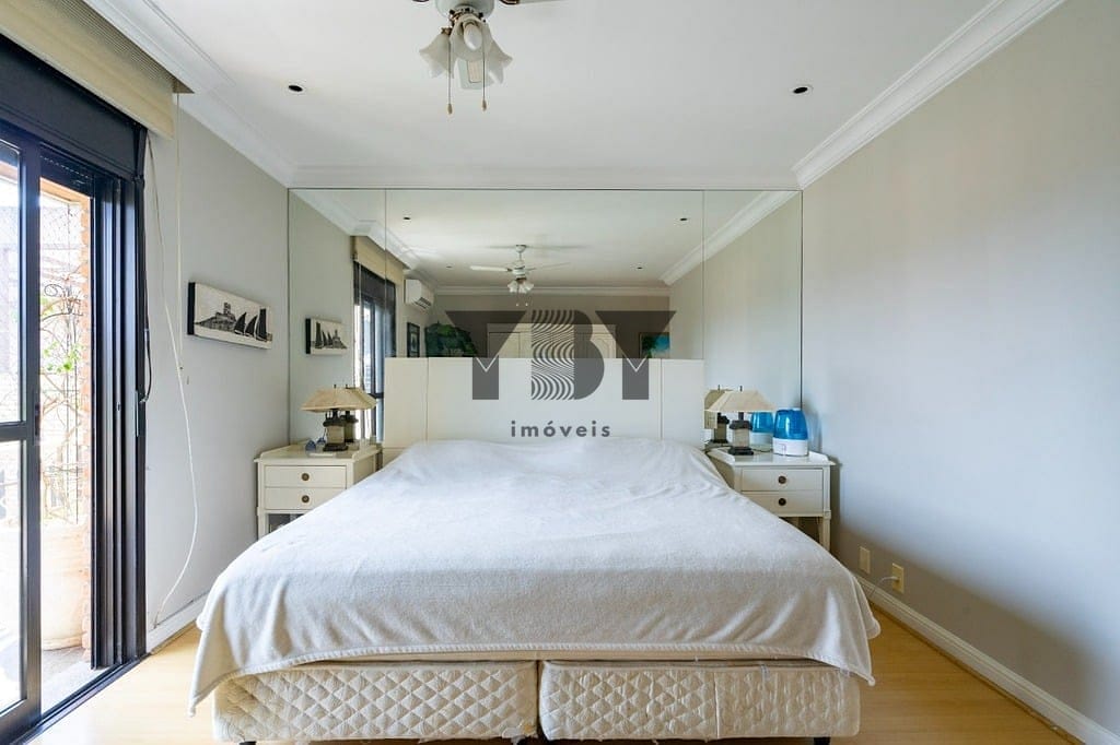 Apartamento à venda com 4 quartos, 259m² - Foto 10
