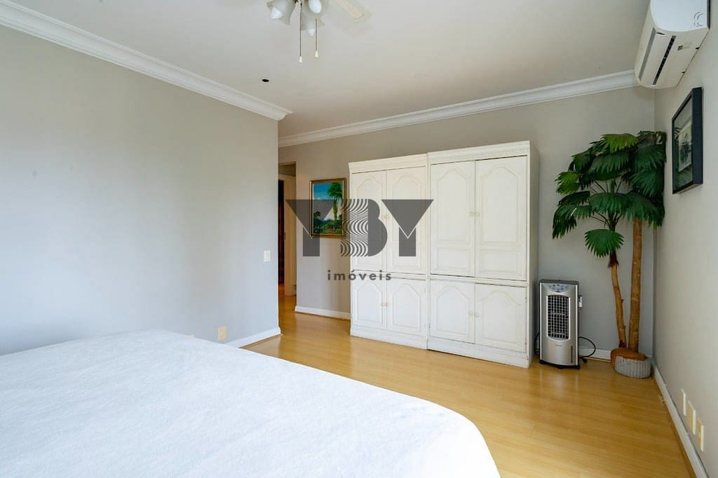 Apartamento à venda com 4 quartos, 259m² - Foto 11