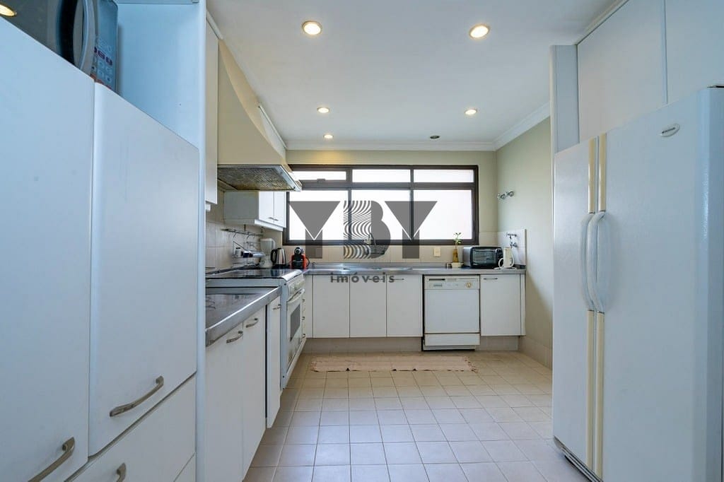 Apartamento à venda com 4 quartos, 259m² - Foto 19