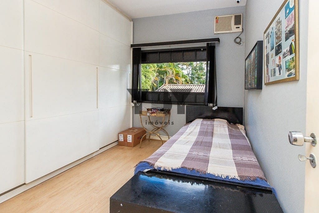Casa à venda com 4 quartos, 198m² - Foto 28