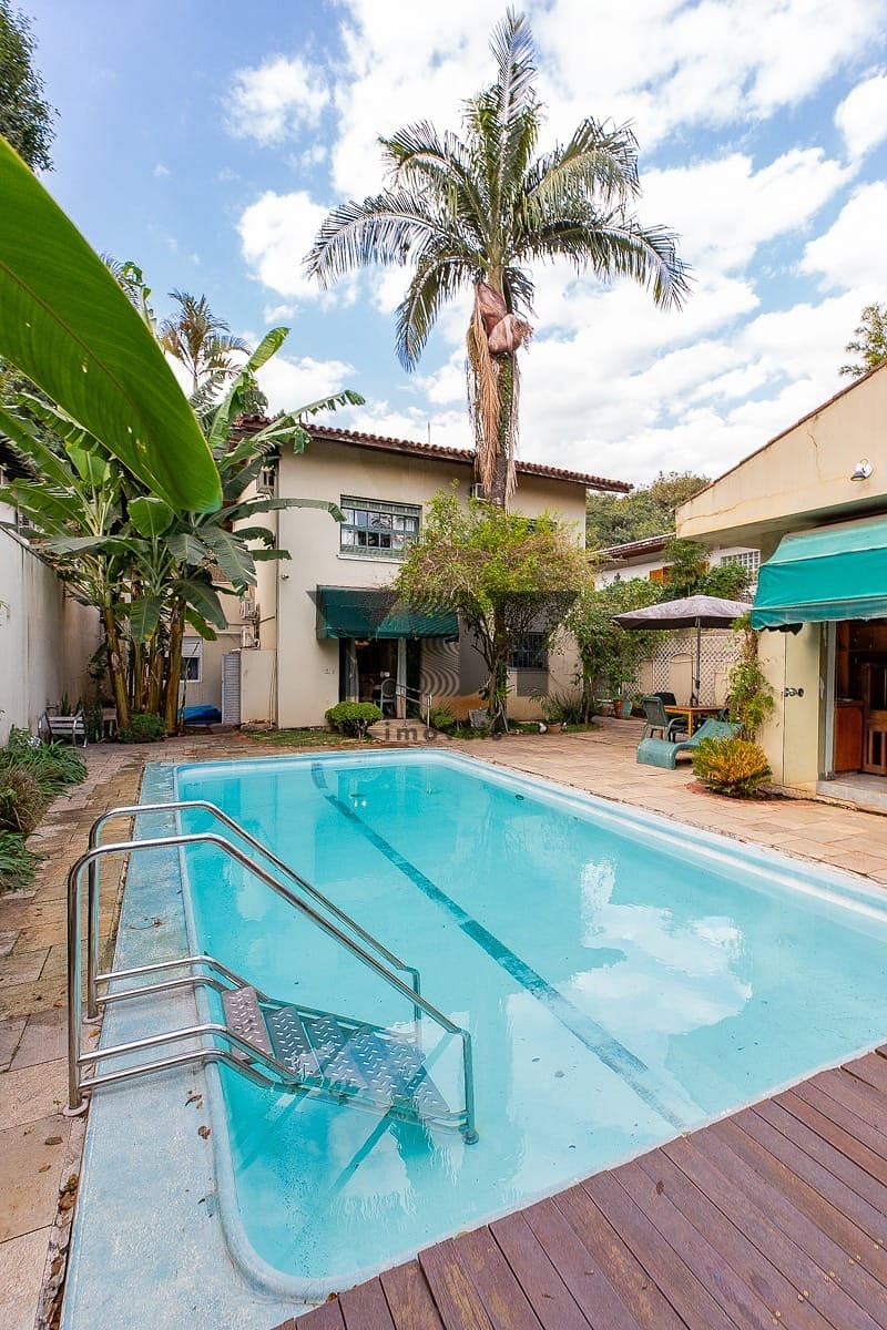 Casa à venda com 4 quartos, 198m² - Foto 3