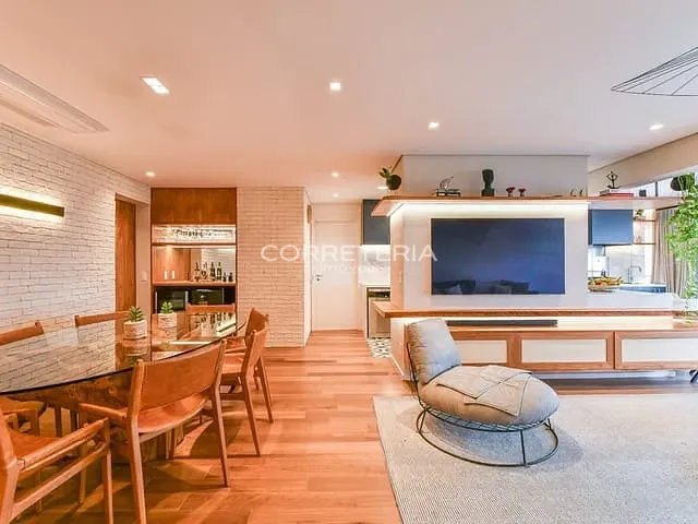 Apartamento 3 quartos e 3 banheiros, à venda, no bairro Moema em São Paulo