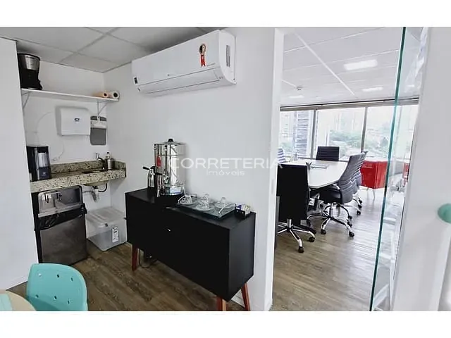 Sala à venda, no bairro Brooklin Paulista em São Paulo