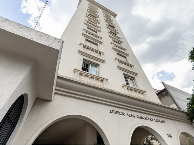 Foto do Apartamento - Apartamento à venda 2 Quartos 1 Vaga 76M² Moema São Paulo - SP | Lares e Andares Imóveis