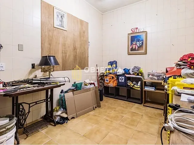 Casa 3 quartos e 5 banheiros, à venda, no bairro Partenon em Porto Alegre