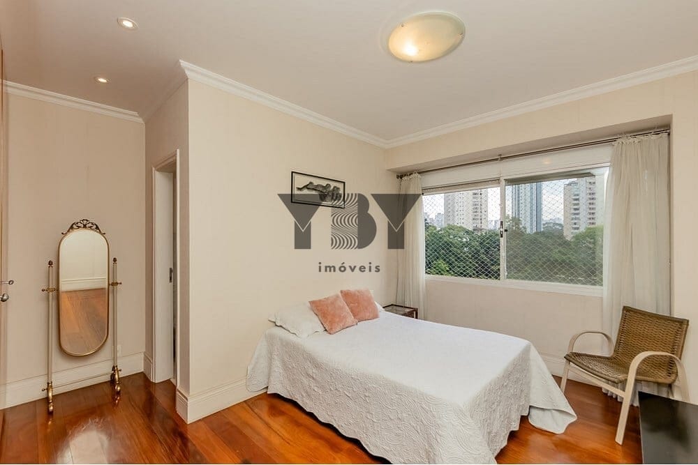 Apartamento à venda com 4 quartos, 273m² - Foto 7