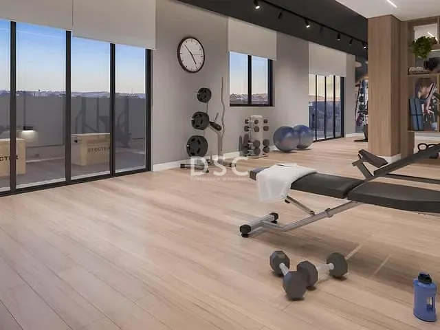 Apartamento 2 quartos e 2 banheiros, à venda, no bairro Santa Cândida em Curitiba