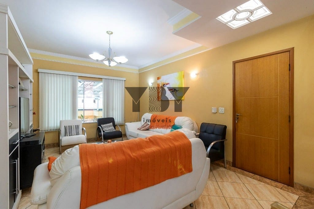 Casa à venda com 5 quartos, 200m² - Foto 22