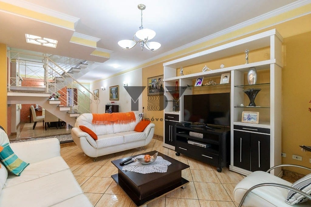 Casa à venda com 5 quartos, 200m² - Foto 24
