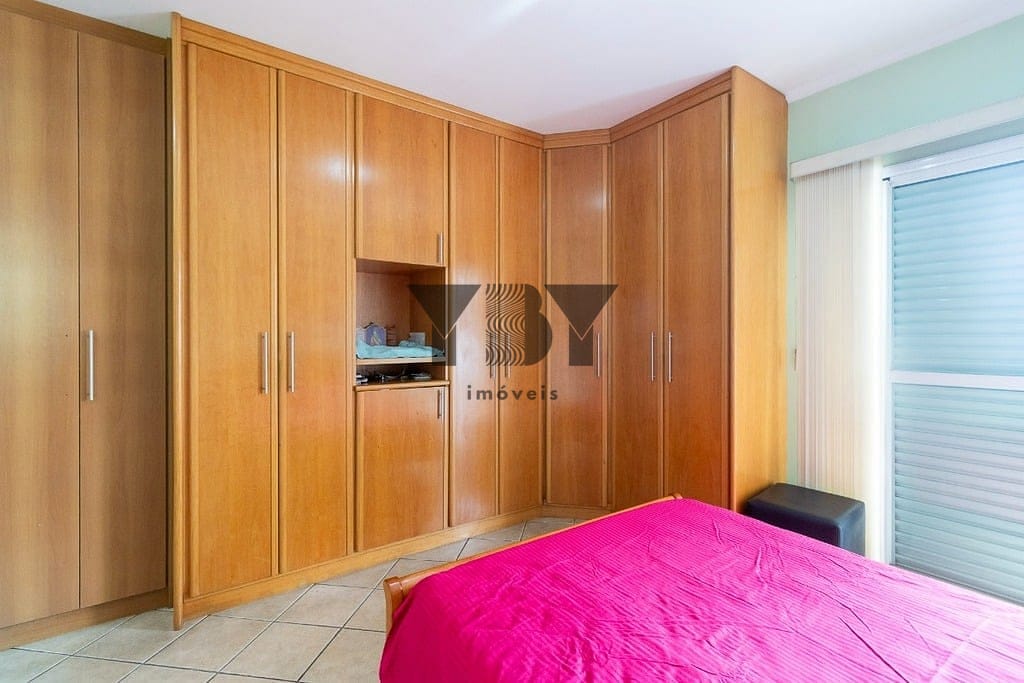 Casa à venda com 5 quartos, 200m² - Foto 31