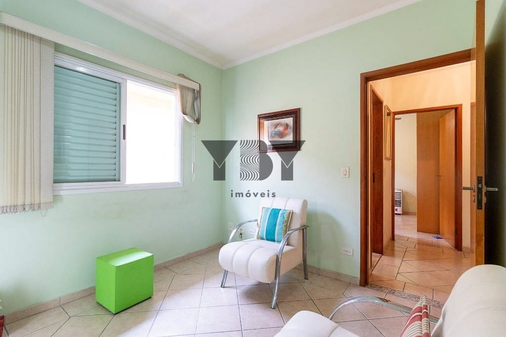 Casa à venda com 5 quartos, 200m² - Foto 30