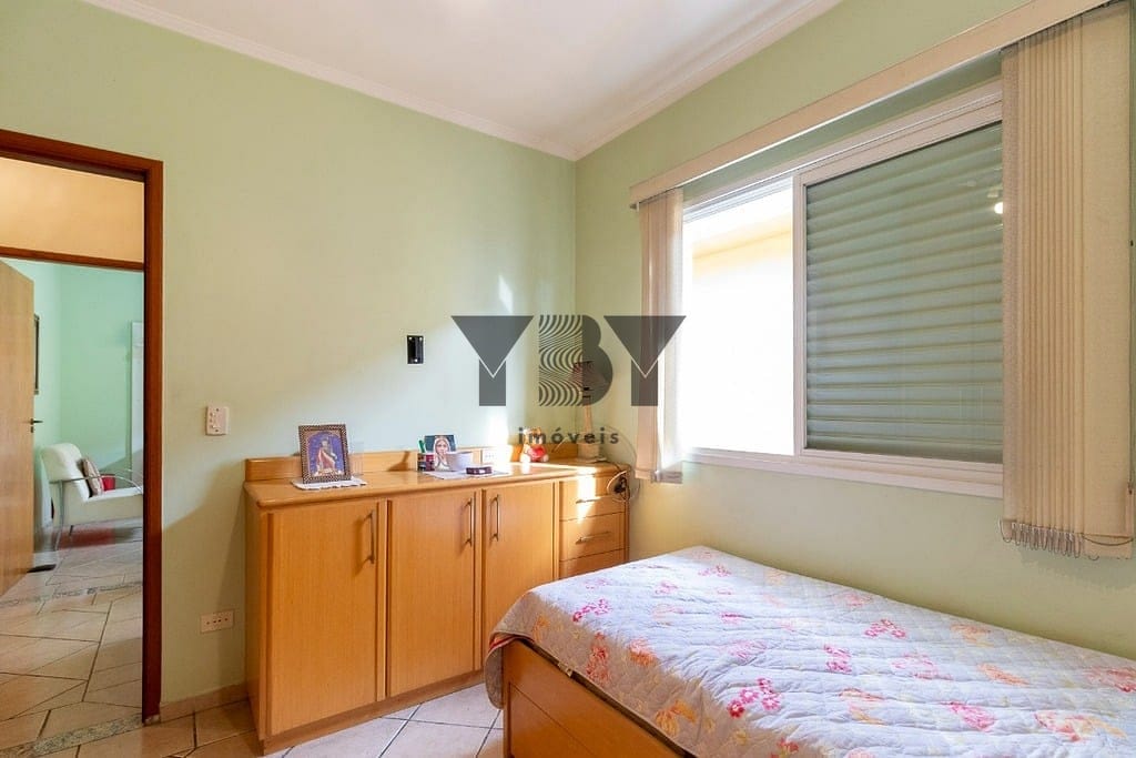 Casa à venda com 5 quartos, 200m² - Foto 6