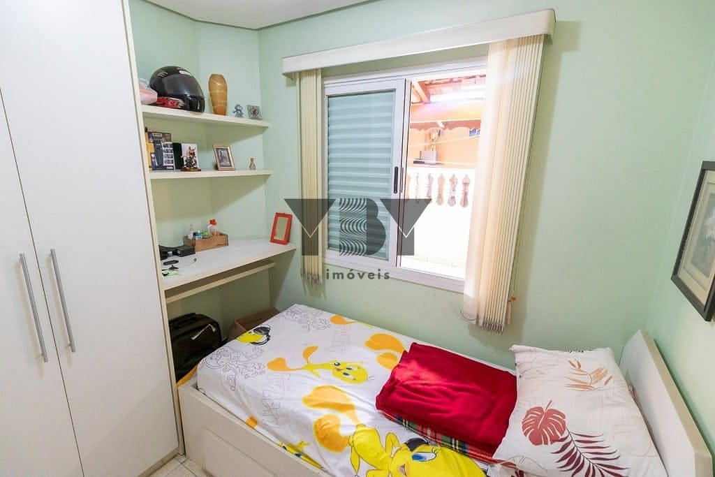 Casa à venda com 5 quartos, 200m² - Foto 14