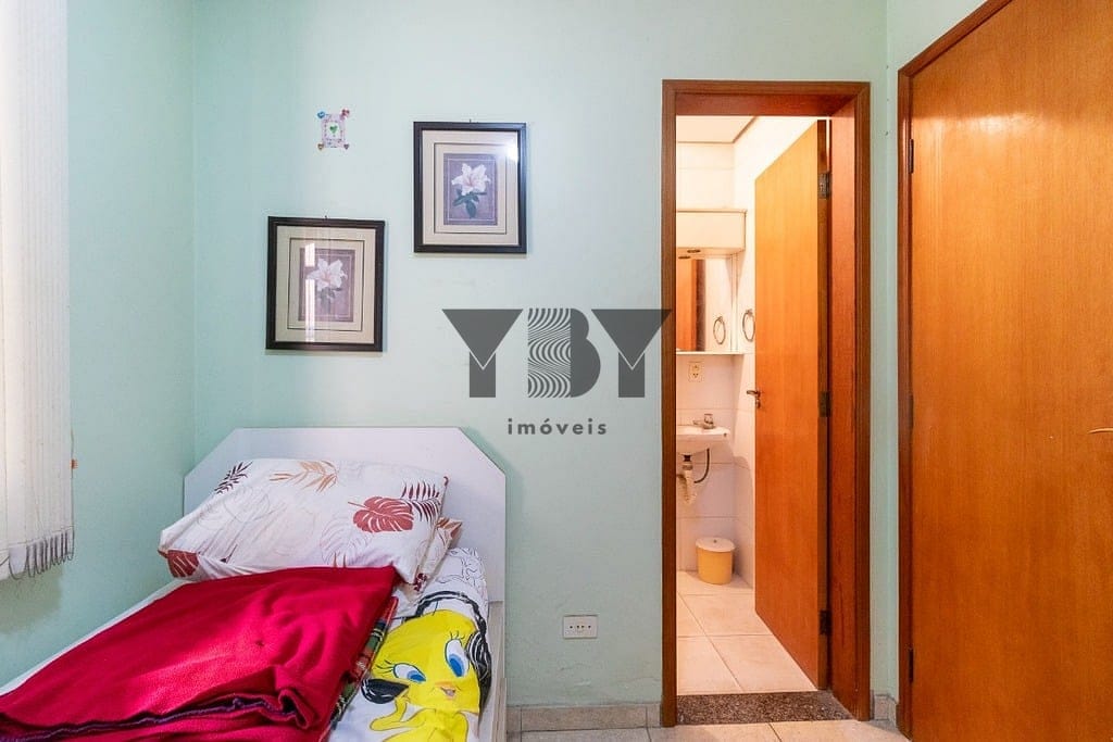 Casa à venda com 5 quartos, 200m² - Foto 15