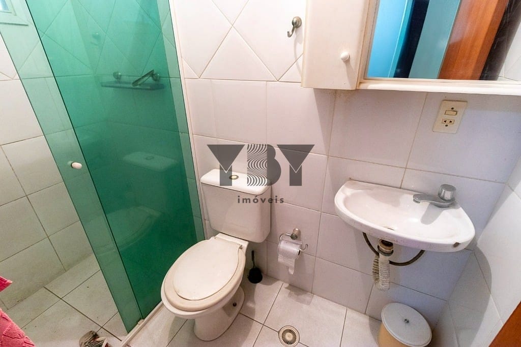 Casa à venda com 5 quartos, 200m² - Foto 16