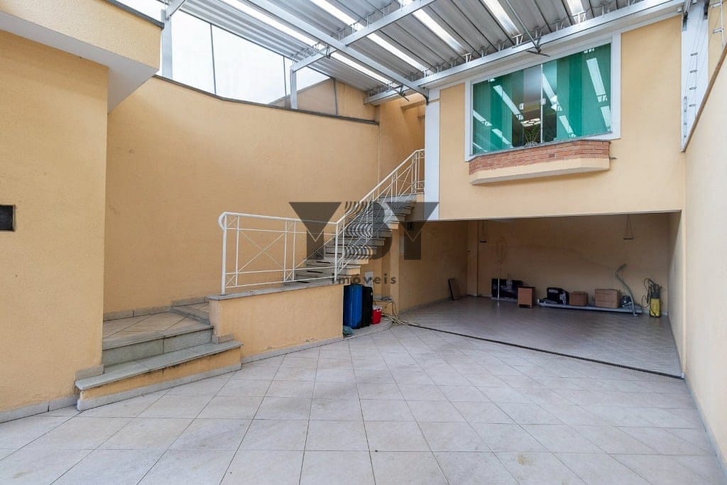 Casa à venda com 5 quartos, 200m² - Foto 17
