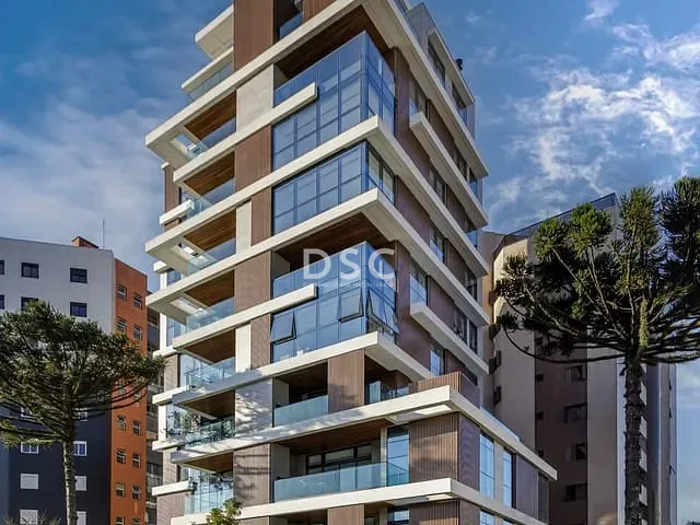 Apartamento 3 quartos e 5 banheiros, à venda, no bairro Centro em Curitiba