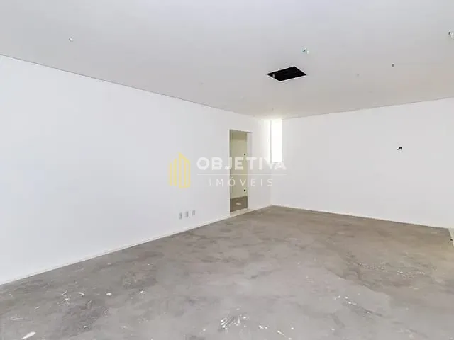 Apartamento 3 quartos e 12 banheiros, à venda, no bairro Três Figueiras em Porto Alegre