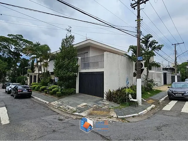 Casa 3 quartos e 6 banheiros, à venda, no bairro Planalto Paulista em São Paulo