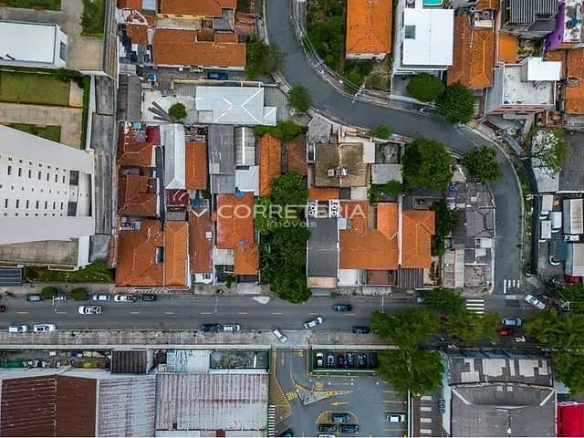 Terreno à venda, no bairro Piqueri em São Paulo