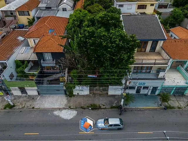 Terreno à venda, no bairro Piqueri em São Paulo