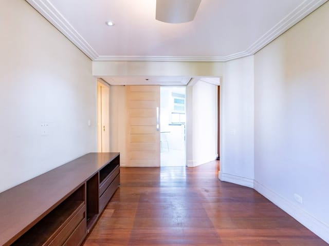 Foto do Apartamento - Apartamento à venda 2 Quartos 1 Suite 3 Vagas 132M² Vila Andrade São Paulo - SP | Lares e Andares Imóveis