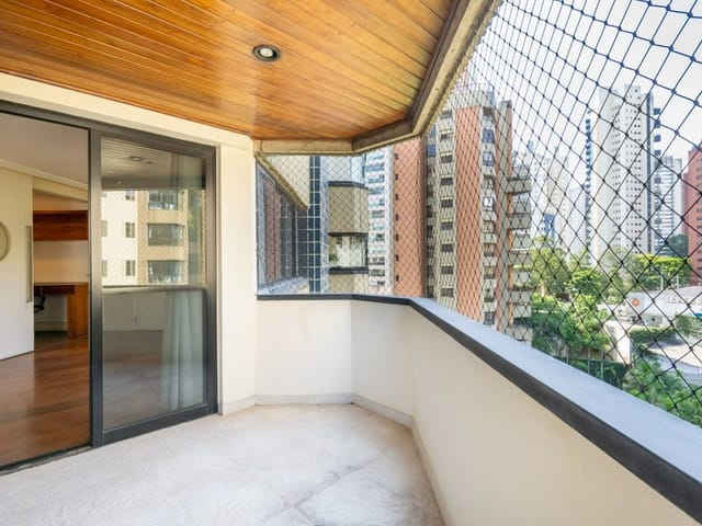 Foto do Apartamento - Apartamento à venda 2 Quartos 1 Suite 3 Vagas 132M² Vila Andrade São Paulo - SP | Lares e Andares Imóveis