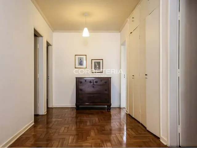 Casa 4 quartos e 5 banheiros, à venda, no bairro Alto de Pinheiros em São Paulo