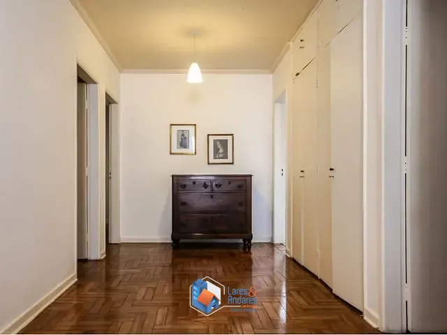 Casa 4 quartos e 5 banheiros, à venda, no bairro Alto de Pinheiros em São Paulo