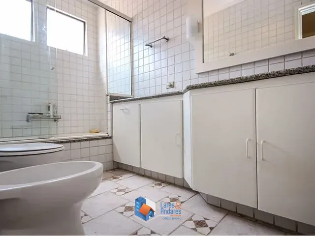 Casa 4 quartos e 5 banheiros, à venda, no bairro Alto de Pinheiros em São Paulo