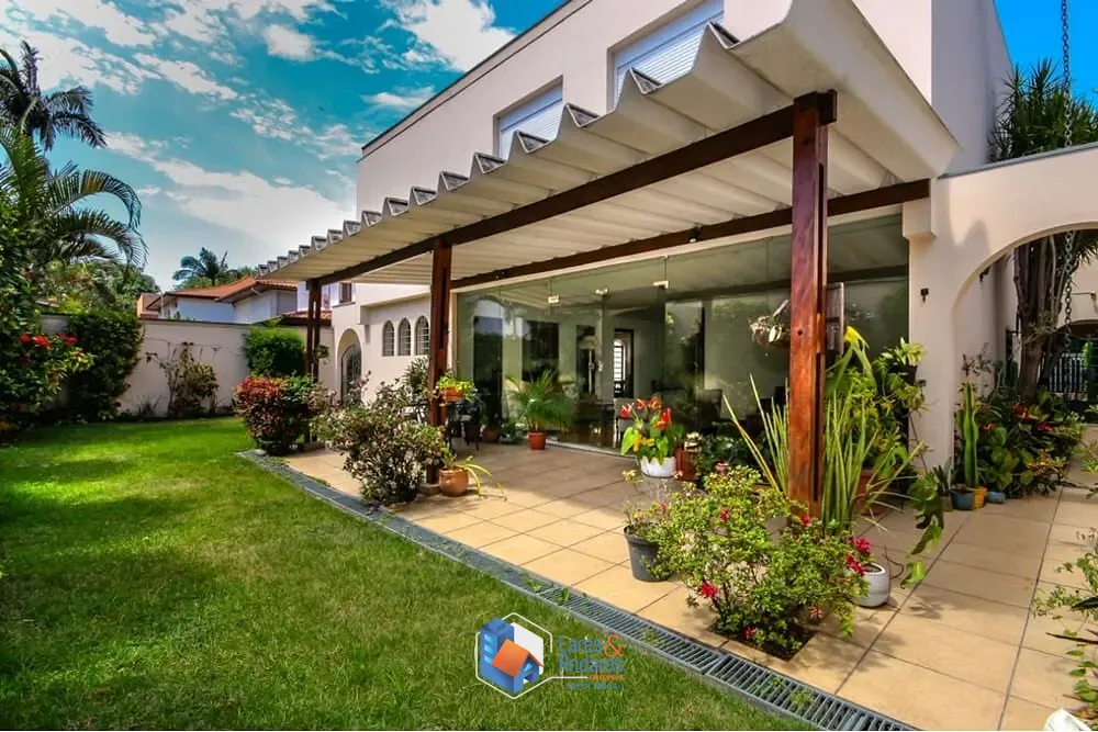 Casa, 4 quartos, 329 m² - Foto 1