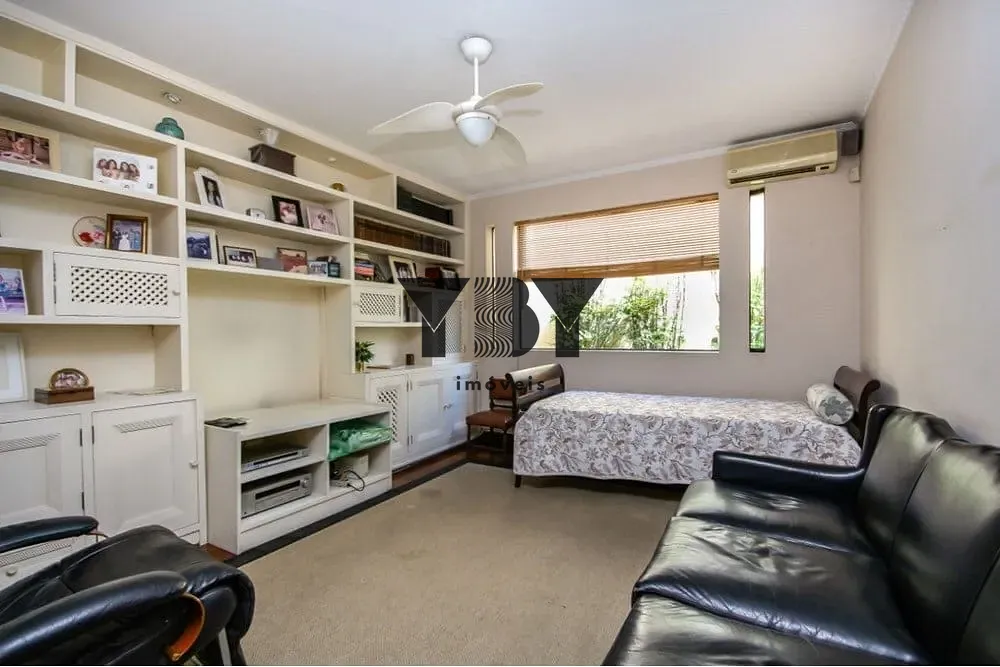 Casa, 4 quartos, 329 m² - Foto 9