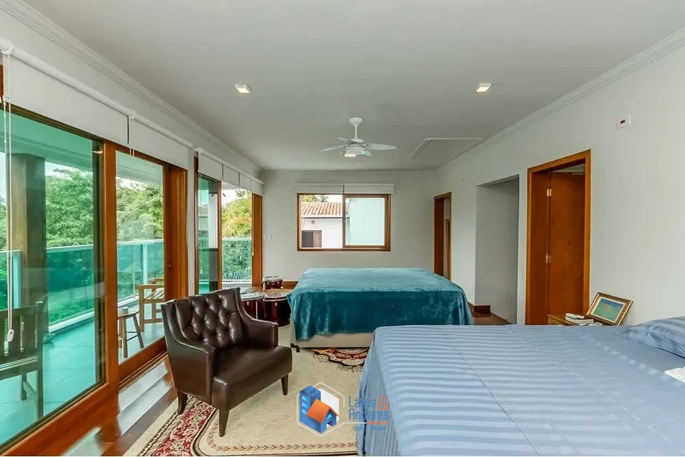 Casa, 3 quartos, 247 m² - Foto 30