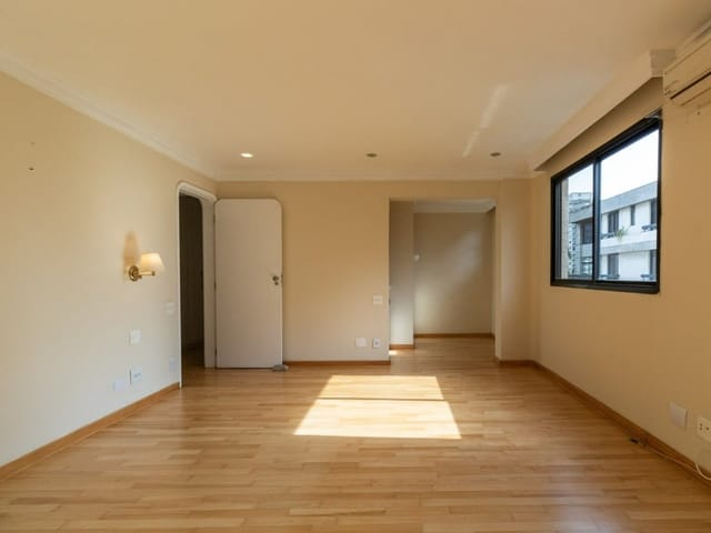 Foto do Apartamento - Apartamento à venda 3 Quartos 3 Suites 3 Vagas 209M² Itaim Bibi São Paulo - SP | Lares e Andares Imóveis