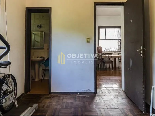 Casa 3 quartos e 4 banheiros, à venda, no bairro Partenon em Porto Alegre
